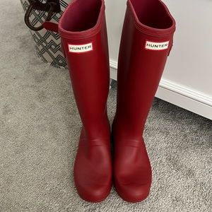 Brand new Hunter boots in Red